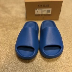 Adidas Yeezy Slides Azure Size 6